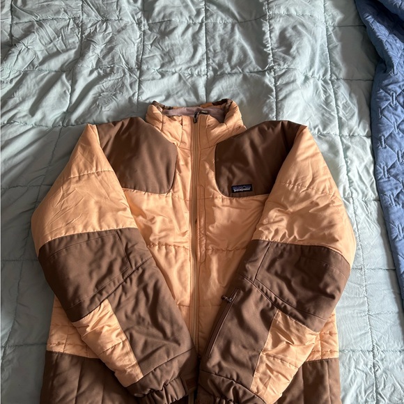 Vintage Patagonia Men's Puffer Jacket in Tan and Brown - Picture 2 of 6